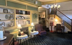 Lamies Inn & The Old Salt Tavern