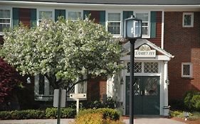 Lamies Inn & The Old Salt Tavern